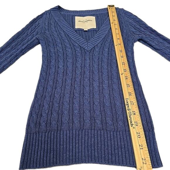 Vtg Abercrombie & Fitch Y2K Cable-knit Sweater Sz XL Vneck Preppy Academia Blue - Picture 8 of 8
